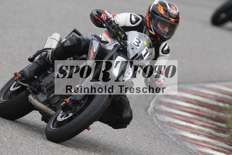 /Archiv-2025/10 23.04.2025 Cornu Master School ADR/rot-rouge/31